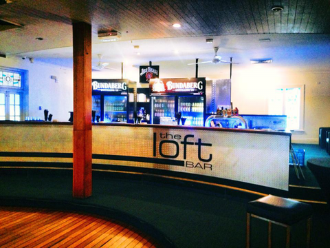 Seaview Hotel - Accommodation QLD 1