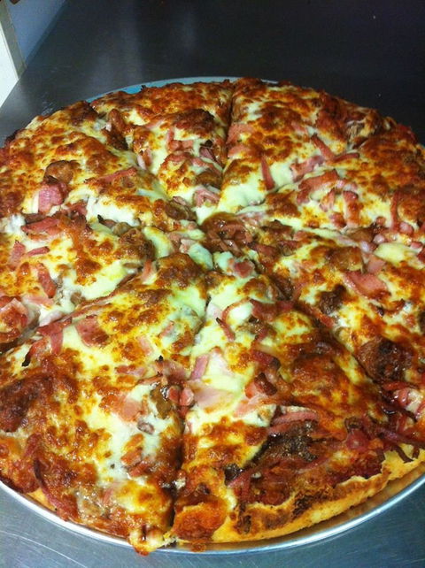 Big Fella's Pizza - Accommodation QLD 2
