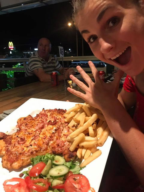 Big Fella's Pizza - Accommodation QLD 6