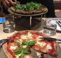 Pomodoro Pizzeria - Accommodation QLD