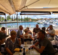 Crusoe Cafe - Accommodation QLD
