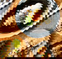 Hungry Feel - Accommodation QLD