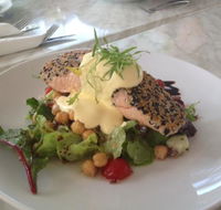Sea Salt and Vine - Accommodation QLD