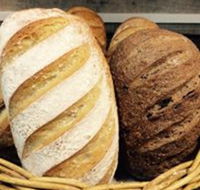 Foxy's Bakery - Accommodation QLD