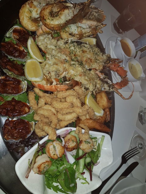 Neptune's On The Cove Restaurant - Accommodation QLD 3