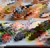 Queens Hotel - Accommodation QLD