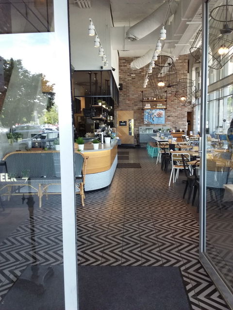 Zeus Street Greek - Accommodation QLD 5