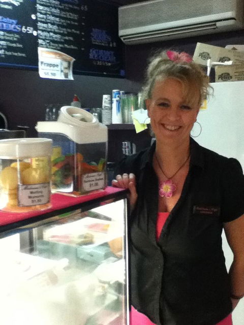 Madonna's Cafe - Accommodation QLD 6