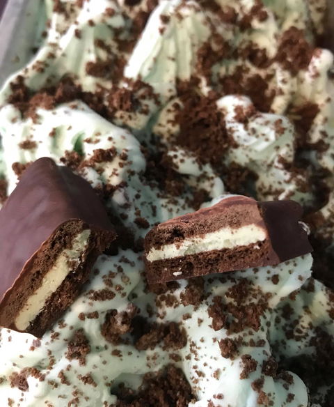 Yum Gelato - Accommodation QLD 3