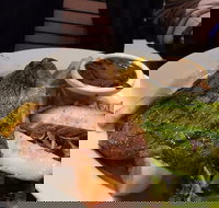 The Queens Arms Restaurant - Accommodation QLD