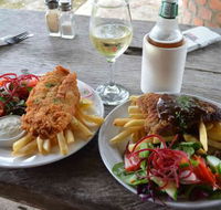 El Arish Tavern - Accommodation QLD