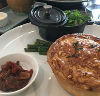 Emeraude - Accommodation QLD