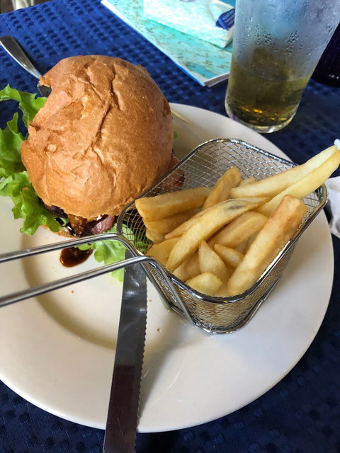 Mena Creek Hotel - Accommodation QLD 4