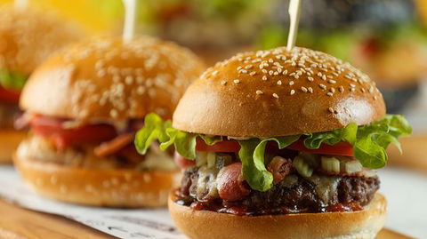 L'Burger - Accommodation QLD 0