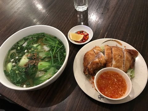 Viet Star - Accommodation QLD 0