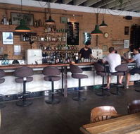 Lulie Street Tavern - Accommodation QLD