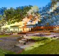 Batesford Hotel - Accommodation QLD