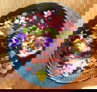 Mr. Burton - Accommodation QLD