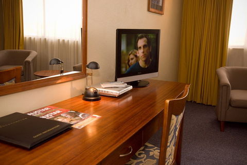 Rockhampton Plaza Hotel - Accommodation QLD 4