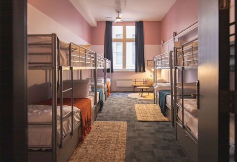 United Backpackers - Accommodation QLD 11