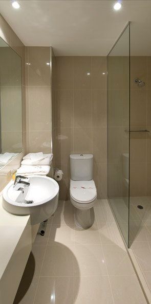 Atlantis Hotel - Accommodation QLD 4
