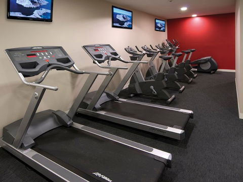 Atlantis Hotel - Accommodation QLD 9