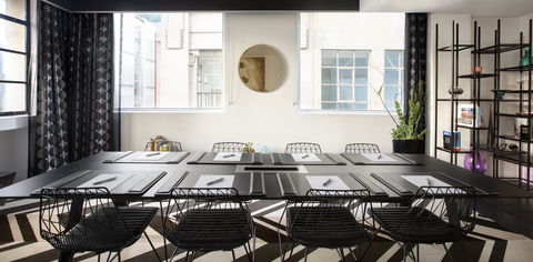 Adelphi Hotel - Accommodation QLD 9