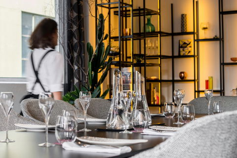 Adelphi Hotel - Accommodation QLD 10