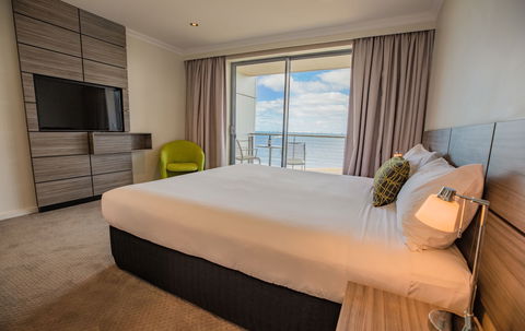 Aurora Ozone Hotel - Accommodation QLD 2