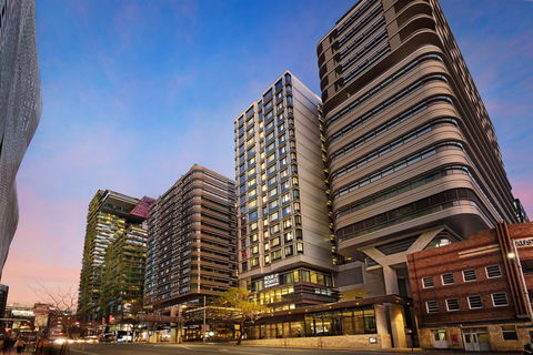 Four Points By Sheraton, Central Park - Accommodation QLD 0