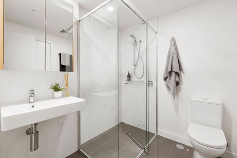 Arise Ivy And Eve - Accommodation QLD 5