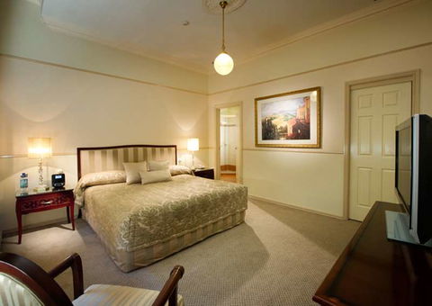 Royal Albert Hotel - Accommodation QLD 7