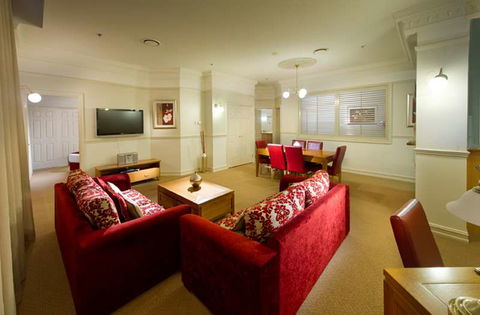 Royal Albert Hotel - Accommodation QLD 11