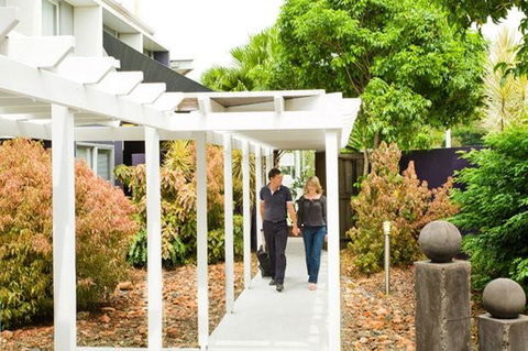 Rocklea International Hotel - Accommodation QLD 1