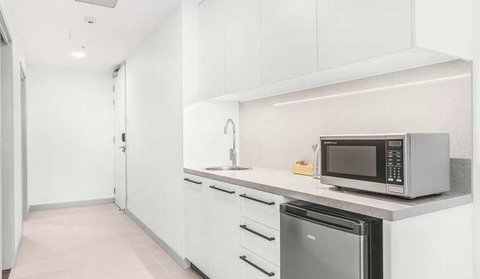 Essence Suites Taringa - Accommodation QLD 6