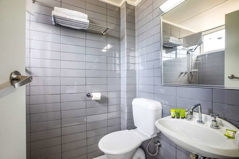 Nightcap At Glengala Hotel - Accommodation QLD 2