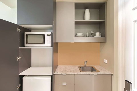 Adina Apartment Hotel Adelaide Treasury - Accommodation QLD 10