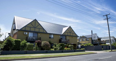 Coastal Bay Motel - Accommodation QLD 0