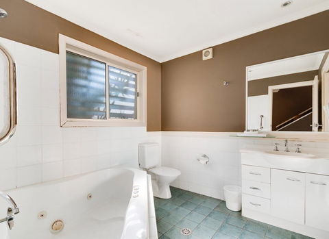 Aqualuna Beach Resort - Accommodation QLD 3