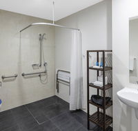 Meriton Serviced Apartments North Sydney - Accommodation QLD