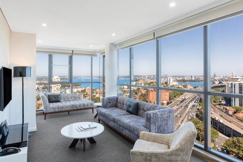 Meriton Serviced Apartments North Sydney - Accommodation QLD 8