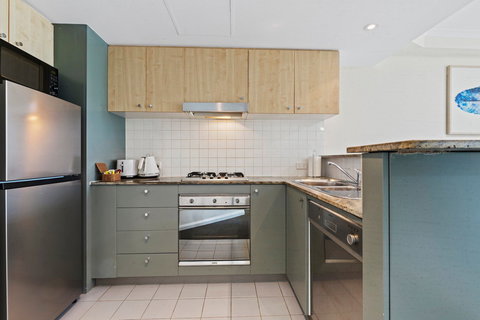 Astra Apartments Chatswood - Accommodation QLD 4