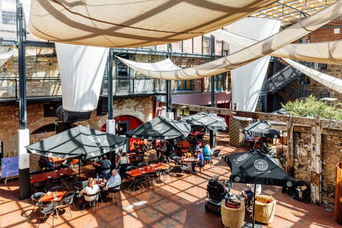 The Henry Jones Art Hotel - Accommodation QLD 1