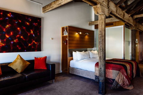 The Henry Jones Art Hotel - Accommodation QLD 12