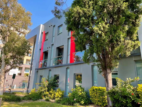 Best Western Plus Camperdown Suites - Accommodation QLD 1