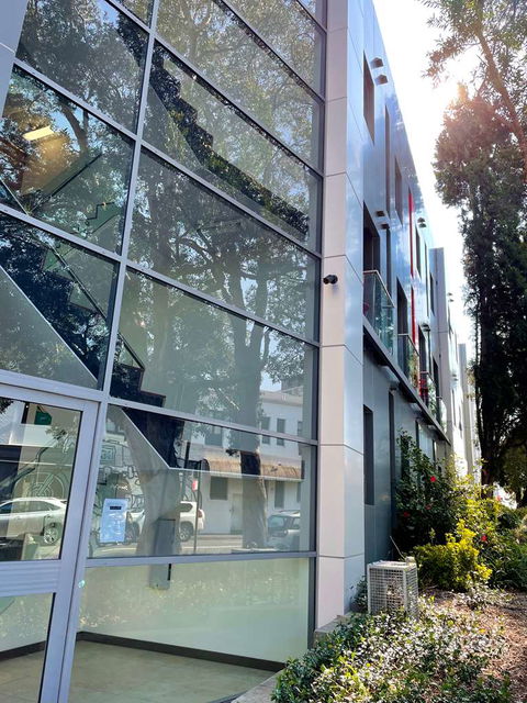 Best Western Plus Camperdown Suites - Accommodation QLD 2