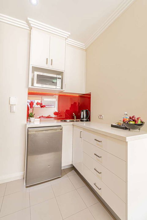 Best Western Plus Camperdown Suites - Accommodation QLD 6