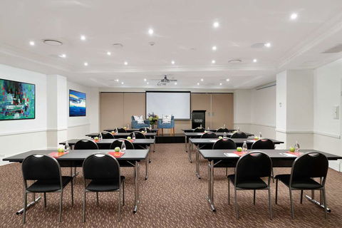 Rydges Camperdown - Accommodation QLD 9