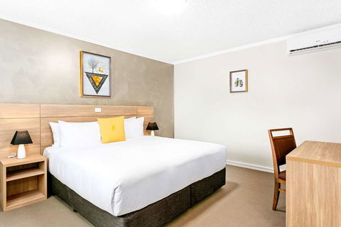 Quality Inn Sunshine Haberfield - Accommodation QLD 13