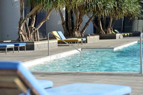 Mantra Circle On Cavill - Accommodation QLD 5